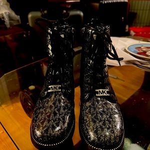 Michael Kors kids boots